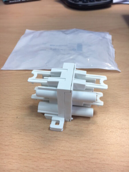 impulse distribution block one in three out