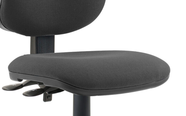 luna plus ii lever task operator chair