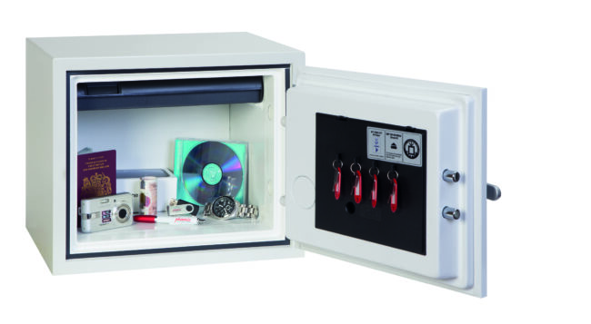 phoenix titan fire & security safe