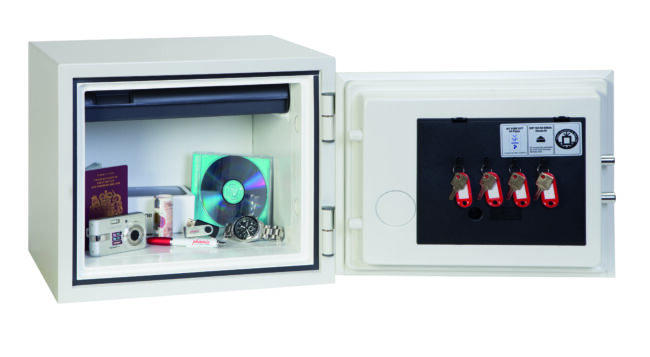 phoenix titan fire & security safe