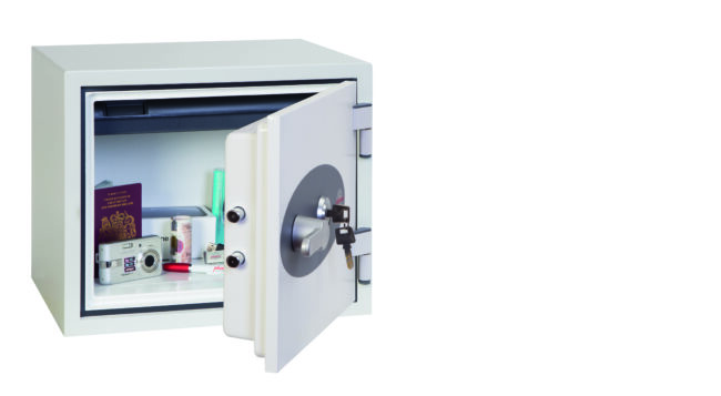 phoenix titan fire & security safe