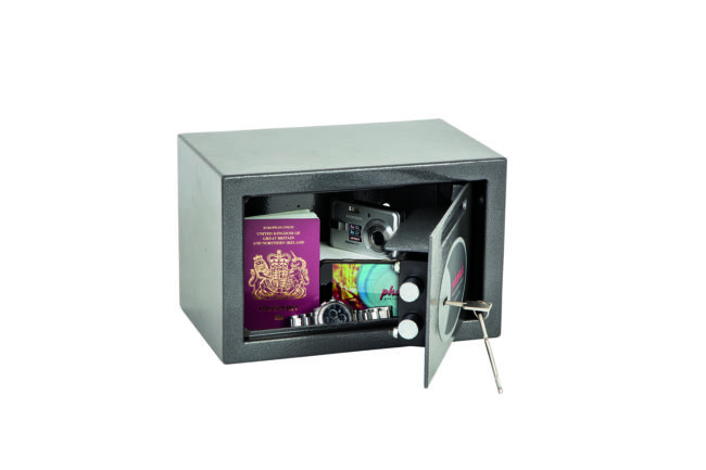 phoenix vela deposit home & office security safe