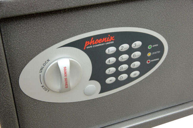 phoenix vela home & office security safe